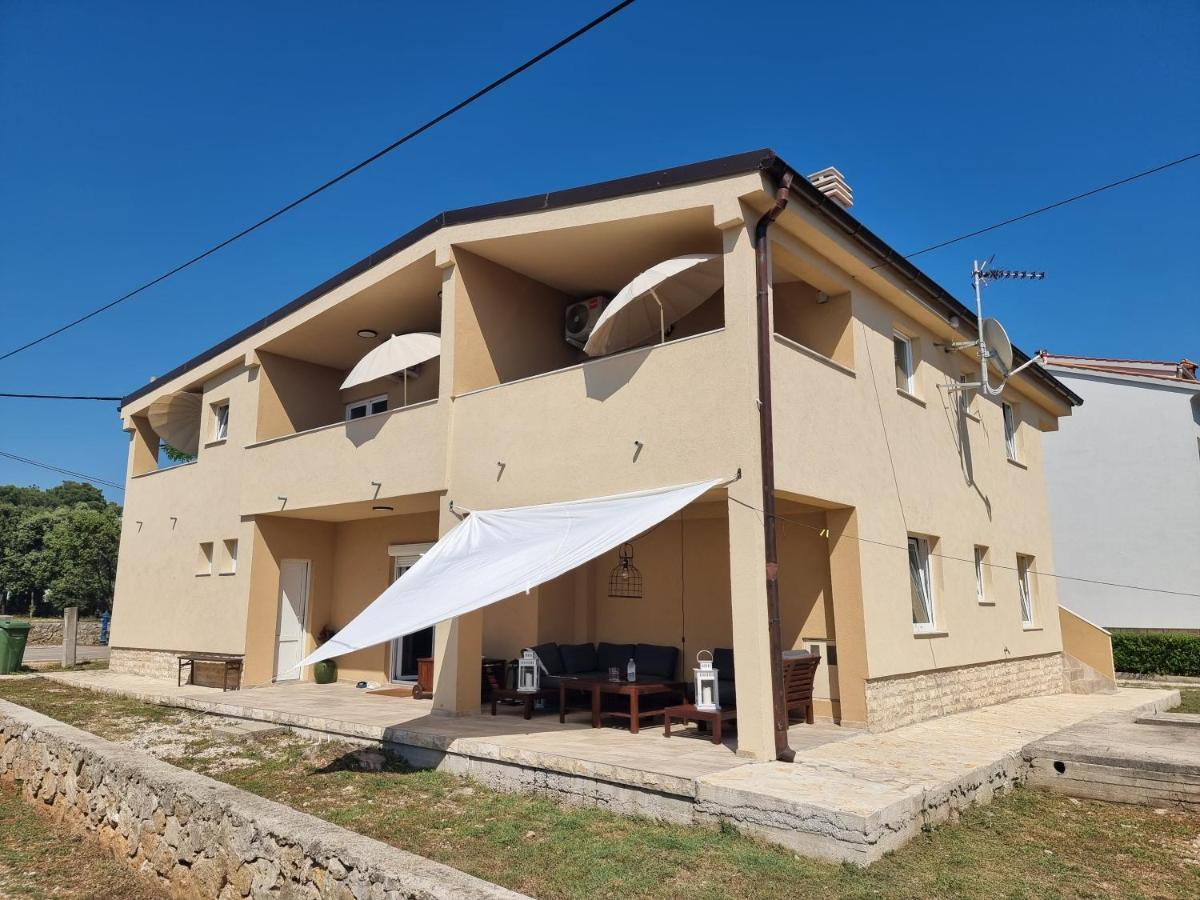Apartment Novak Vir Εξωτερικό φωτογραφία